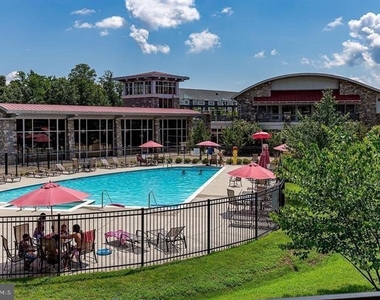2308 Merceyside Drive - Photo Thumbnail 24