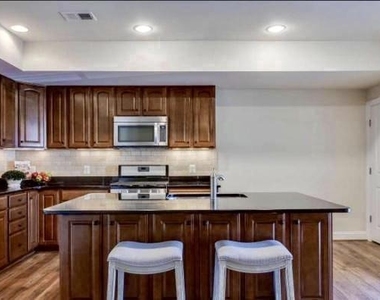 2308 Merceyside Drive - Photo Thumbnail 9