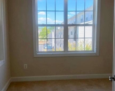 2308 Merseyside Drive - Photo Thumbnail 43