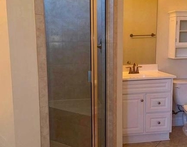 2308 Merseyside Drive - Photo Thumbnail 28