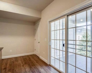 2308 Merceyside Drive - Photo Thumbnail 8