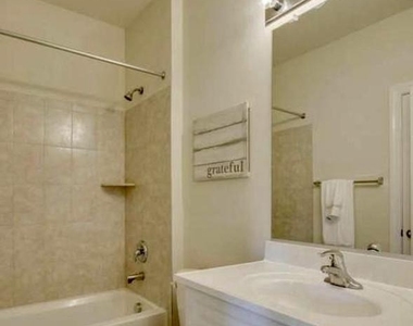 2308 Merceyside Drive - Photo Thumbnail 15