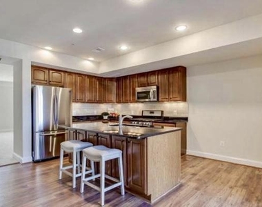 2308 Merceyside Drive - Photo Thumbnail 6