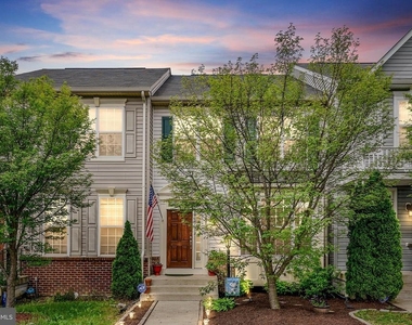 2372 Battery Hill Circle - Photo Thumbnail 1