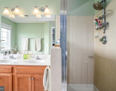 2372 Battery Hill Circle - Photo Thumbnail 20