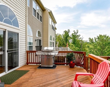 2372 Battery Hill Circle - Photo Thumbnail 15