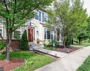 2372 Battery Hill Circle - Photo Thumbnail 5