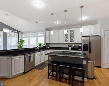 20462 Cherrystone Place - Photo Thumbnail 11