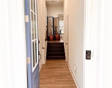 25419 Reed Orchard Terrace - Photo Thumbnail 3