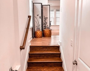 25419 Reed Orchard Terrace - Photo Thumbnail 5