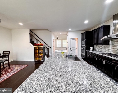 25419 Reed Orchard Terrace - Photo Thumbnail 21