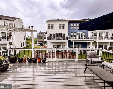 25419 Reed Orchard Terrace - Photo Thumbnail 26