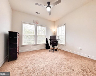 25419 Reed Orchard Terrace - Photo Thumbnail 37