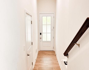 25419 Reed Orchard Terrace - Photo Thumbnail 4