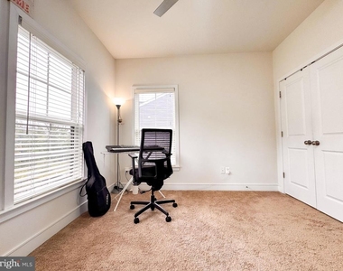 25419 Reed Orchard Terrace - Photo Thumbnail 38