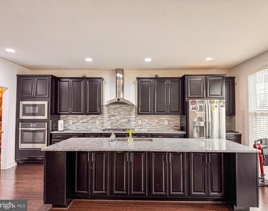 25419 Reed Orchard Terrace - Photo Thumbnail 18