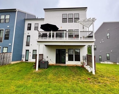 25419 Reed Orchard Terrace - Photo Thumbnail 46