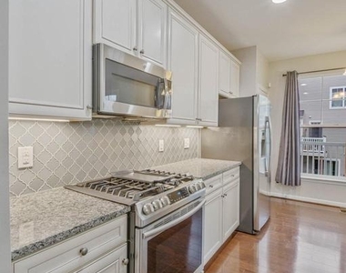 25218 Briargate Terrace - Photo Thumbnail 11