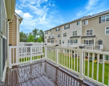 25218 Briargate Terrace - Photo Thumbnail 37