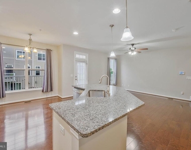 25218 Briargate Terrace - Photo Thumbnail 5