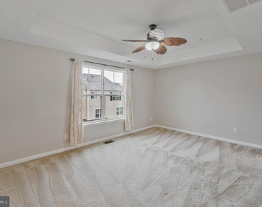 25218 Briargate Terrace - Photo Thumbnail 16