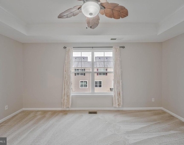 25218 Briargate Terrace - Photo Thumbnail 14
