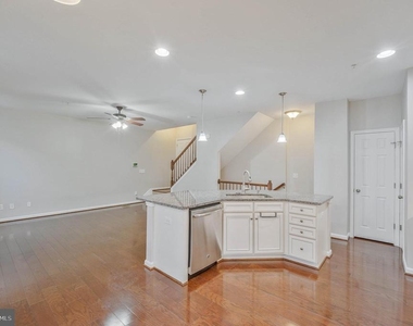 25218 Briargate Terrace - Photo Thumbnail 6
