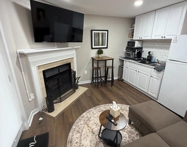 14552 Woodgate Manor Place - Photo Thumbnail 5