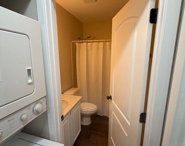 14552 Woodgate Manor Place - Photo Thumbnail 16