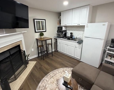 14552 Woodgate Manor Place - Photo Thumbnail 6