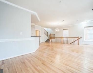 4647 Red Admiral Way - Photo Thumbnail 16