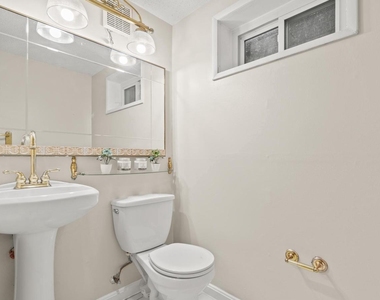 6505 Farley Street - Photo Thumbnail 26