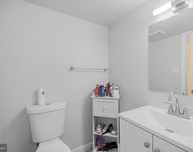 3808 Laramie Place - Photo Thumbnail 18