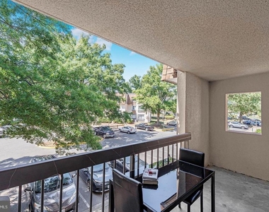 3808 Laramie Place - Photo Thumbnail 24