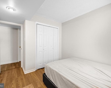 3808 Laramie Place - Photo Thumbnail 13
