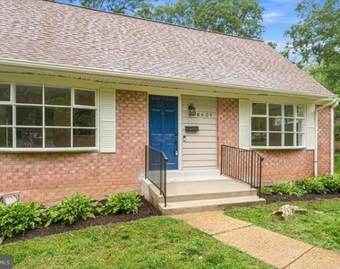 8624 Parliament Drive - Photo Thumbnail 5