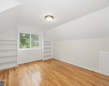8624 Parliament Drive - Photo Thumbnail 27