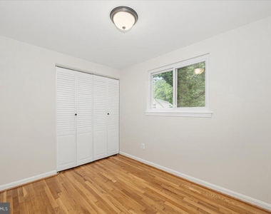 8624 Parliament Drive - Photo Thumbnail 29
