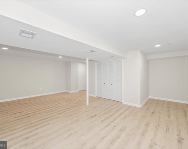 8624 Parliament Drive - Photo Thumbnail 33