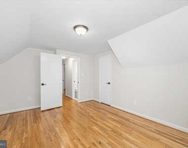 8624 Parliament Drive - Photo Thumbnail 25