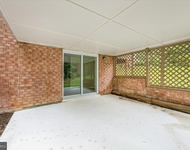 8624 Parliament Drive - Photo Thumbnail 40