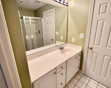 12245 Fairfield House Drive - Photo Thumbnail 10