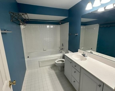 12245 Fairfield House Drive - Photo Thumbnail 7