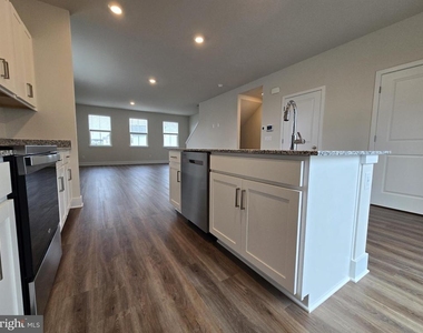117 Lakota Street - Photo Thumbnail 11