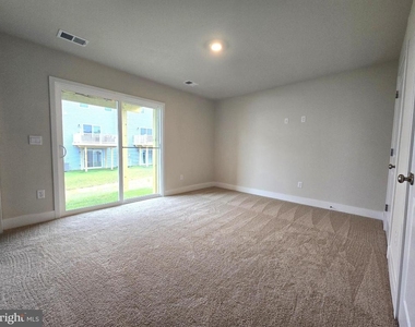 117 Lakota Street - Photo Thumbnail 4