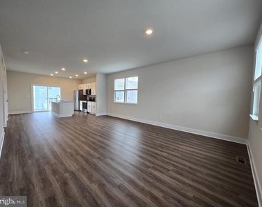 117 Lakota Street - Photo Thumbnail 15