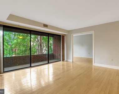 1600 Prince Street - Photo Thumbnail 15
