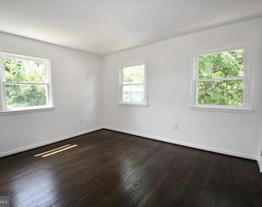 201 Laverne Avenue - Photo Thumbnail 8