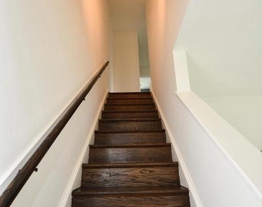 201 Laverne Avenue - Photo Thumbnail 7