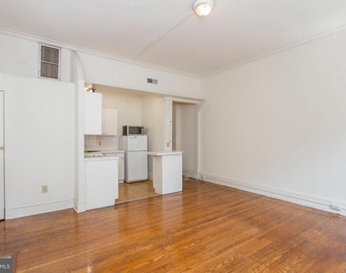 1807 Spruce Street - Photo Thumbnail 2